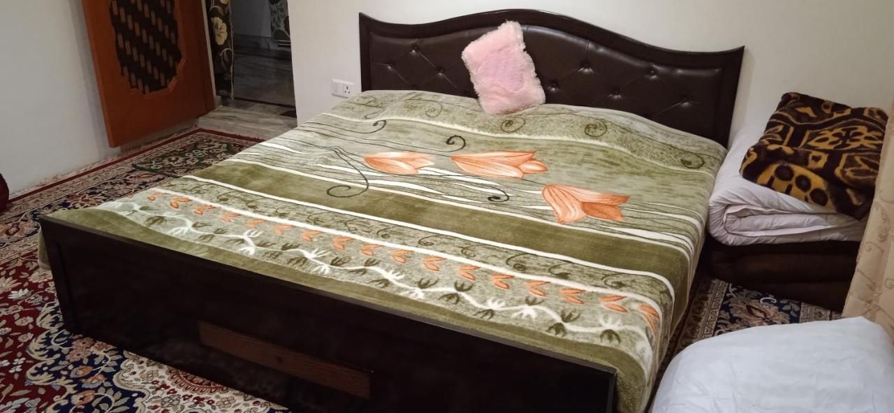 Mir Manzil Bed & Breakfast Srinagar  Ngoại thất bức ảnh