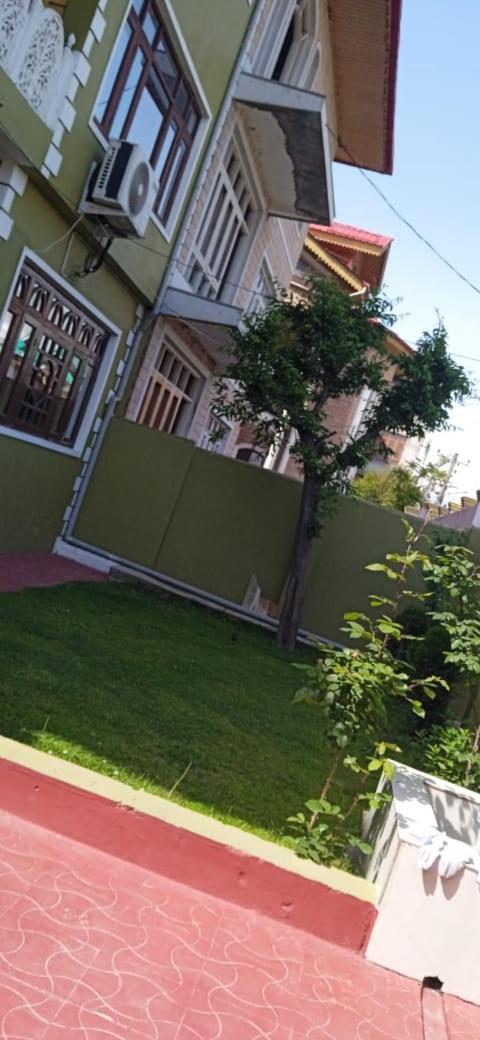 Mir Manzil Bed & Breakfast Srinagar  Ngoại thất bức ảnh